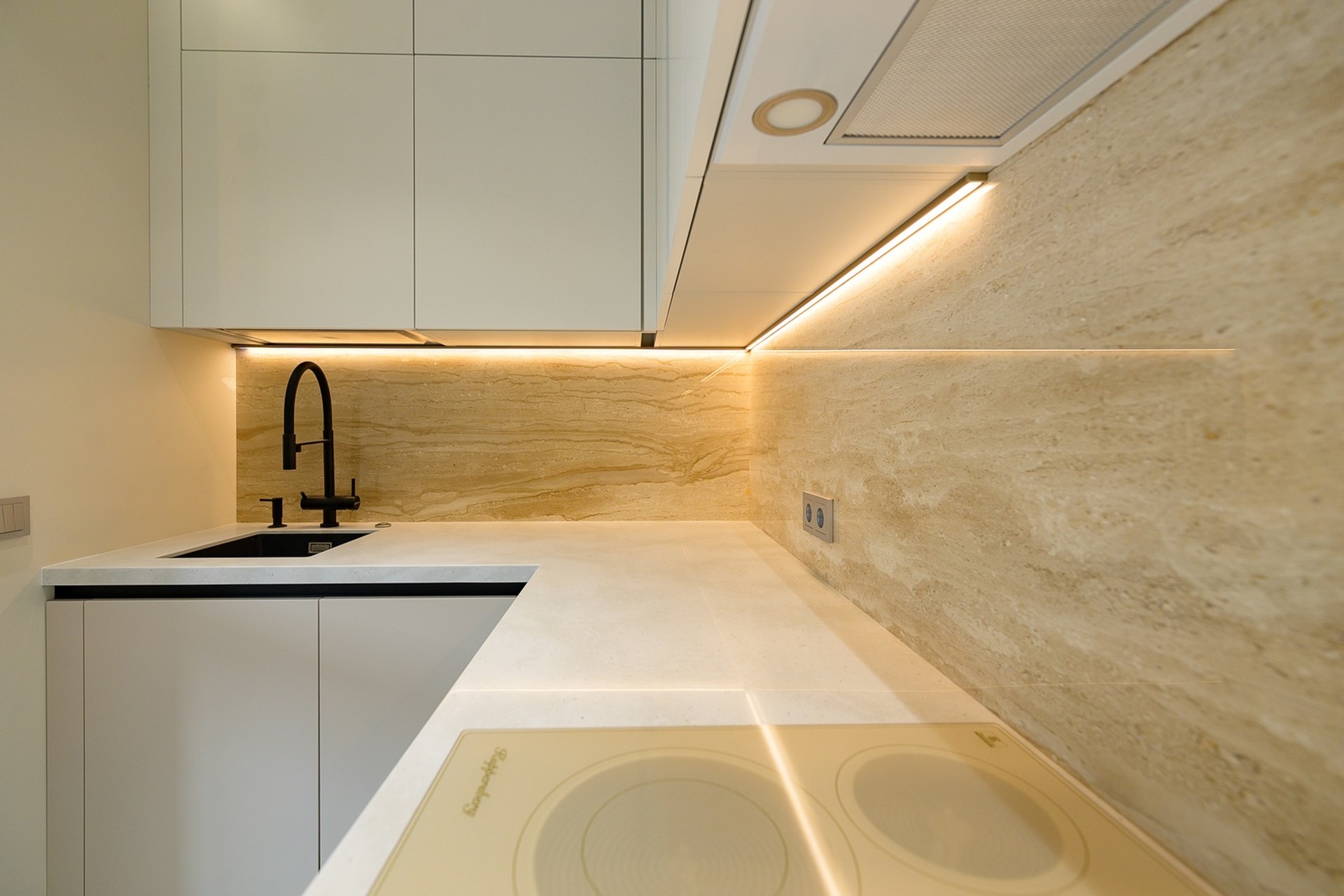 APARTMENT 64 m2 — 2