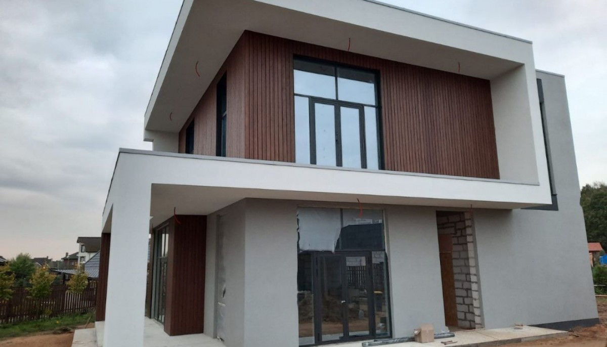 Drozdovo House