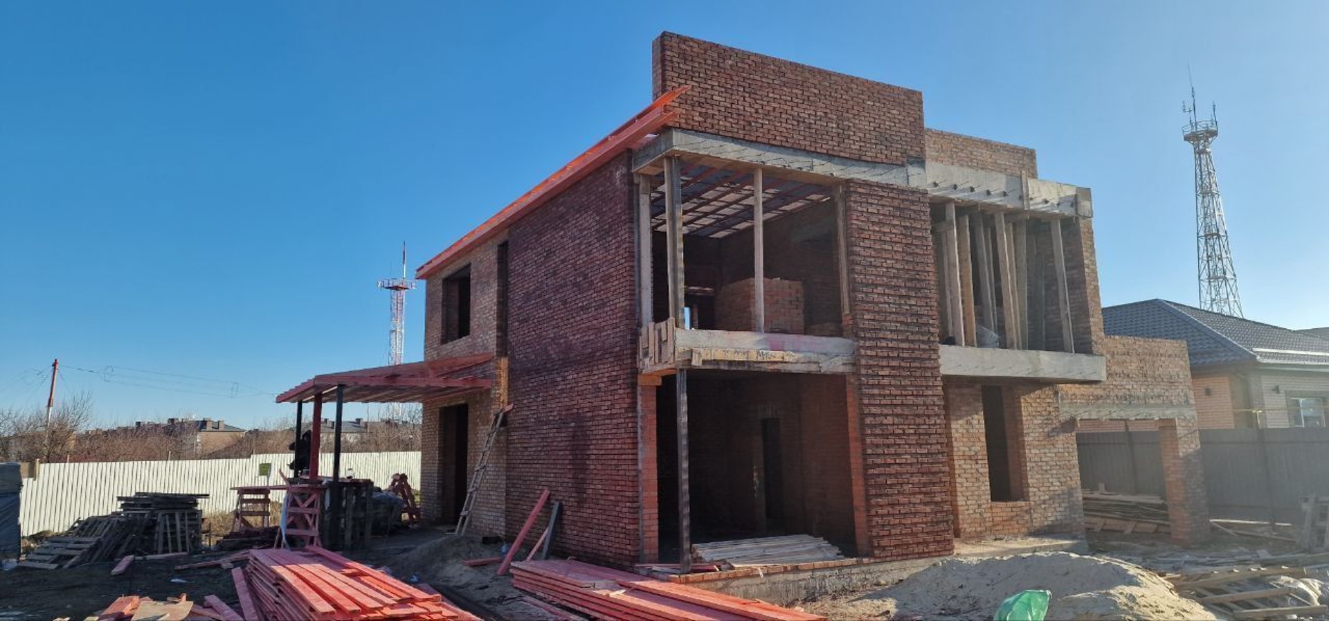 Ratomka House — 2
