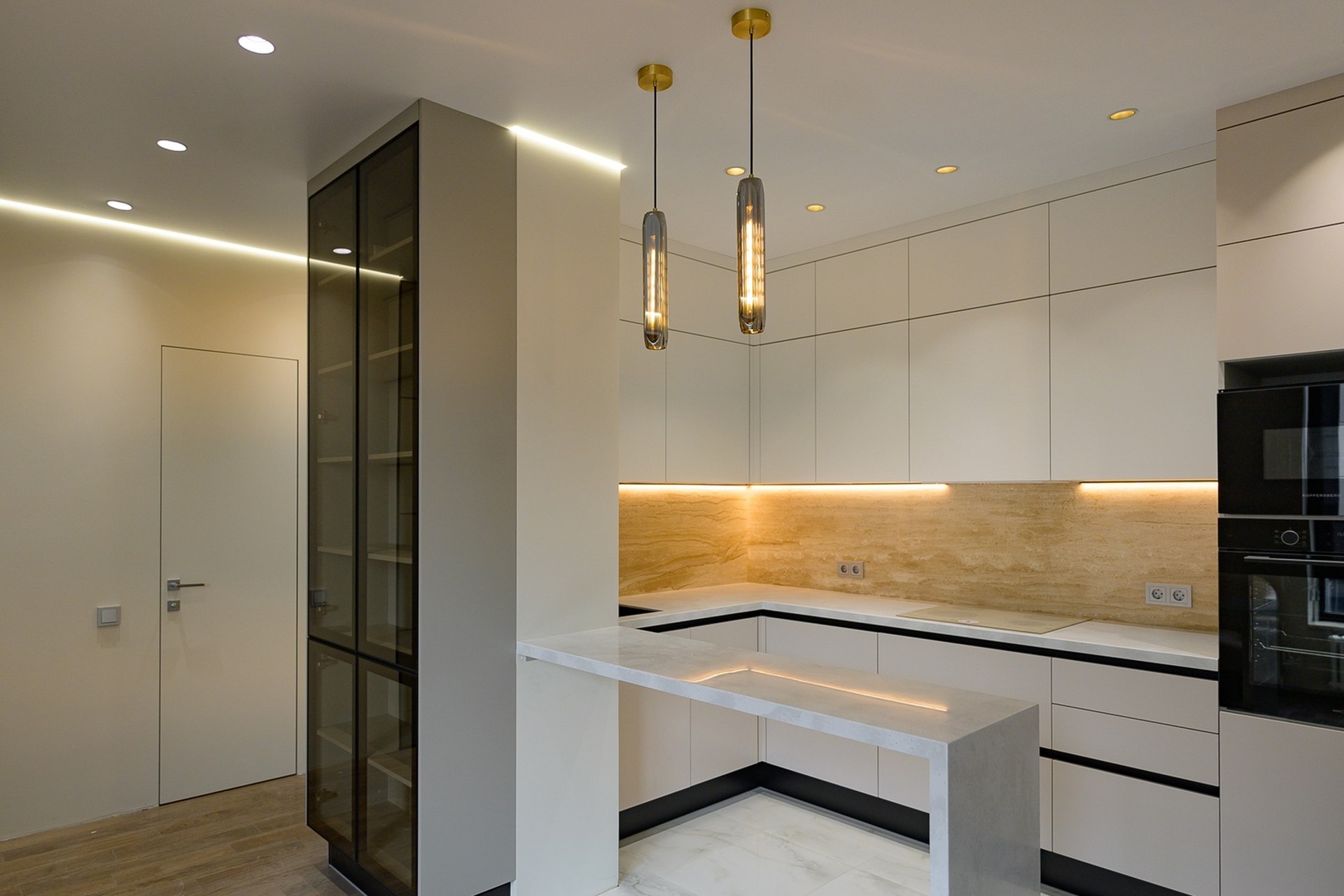 APARTMENT 64 m2 — 1